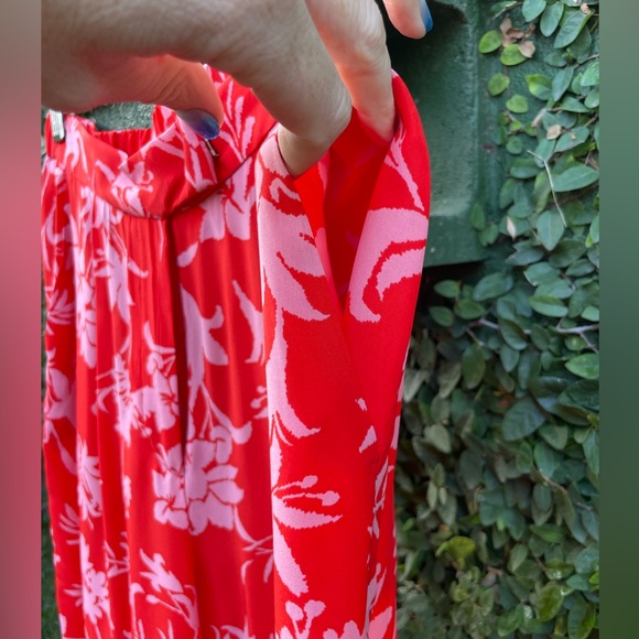 Beatrice B | Silky pants | Size 6 - Picture 9 of 9